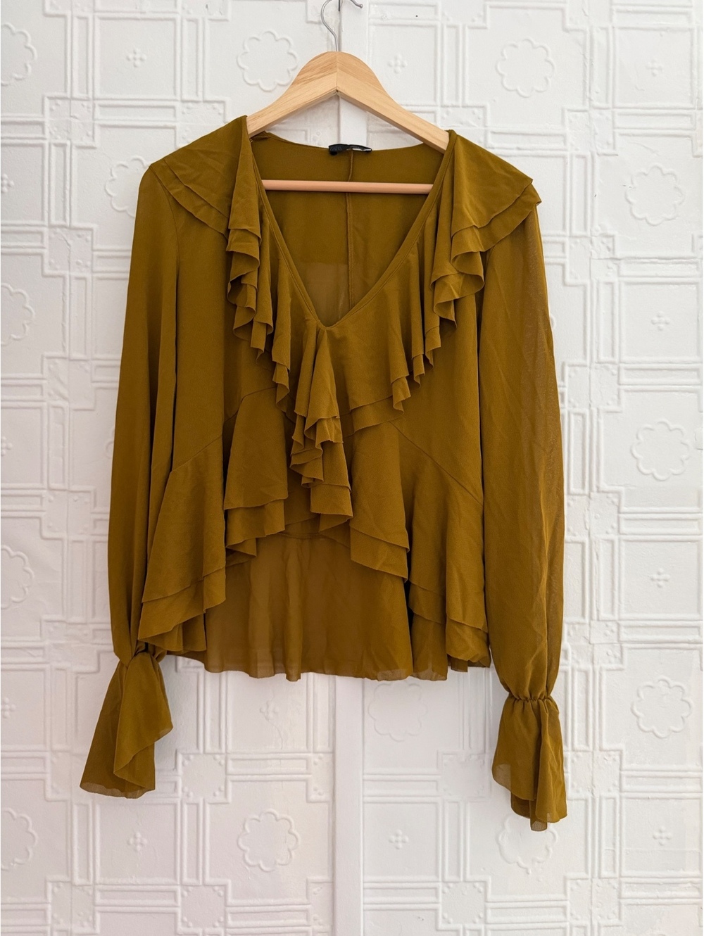 Zara Olive Green Ruffled Flowing V-Neck Blouse Size S Boho Asymmetric